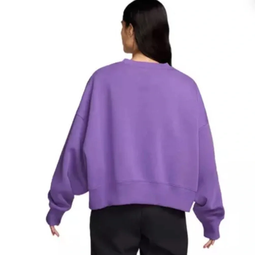 NWT Nike Purple Sweatshirt, Women’s Size Large - Picture 2 of 3